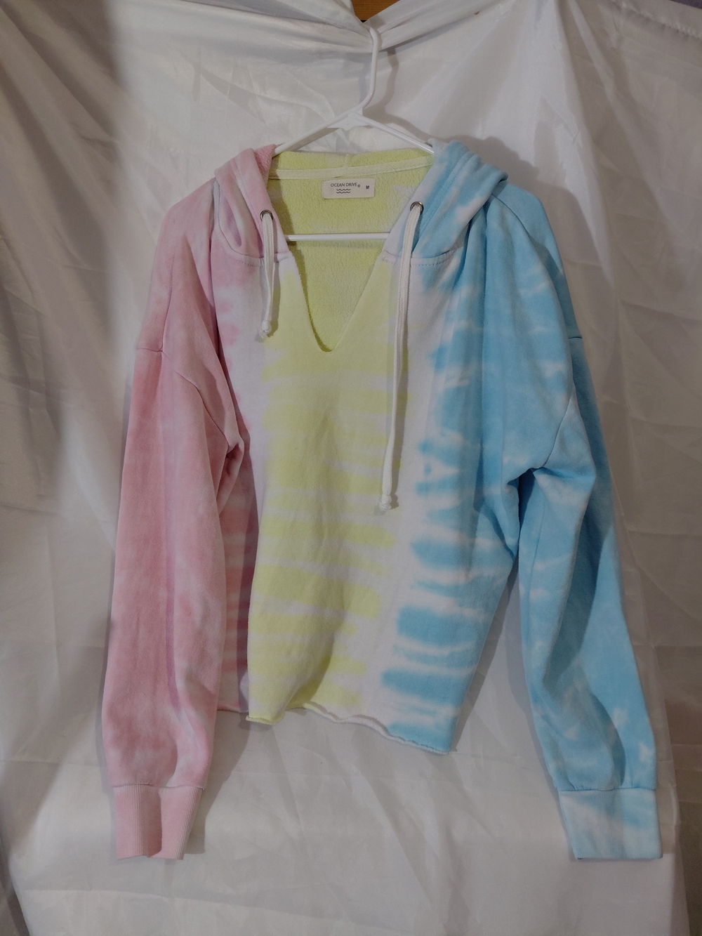 Ocean Drive Pastel Tie-Dye V-Notch Hoodie in Pink, Yellow & Blue